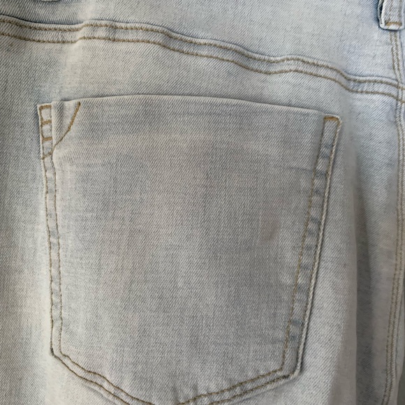 Gibson and Latimer Light Blue Jeans - Picture 5 of 10